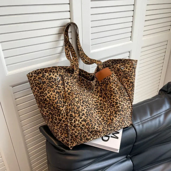 ODILE™ – Mala de Ombro Chique com Padrão Leopardo