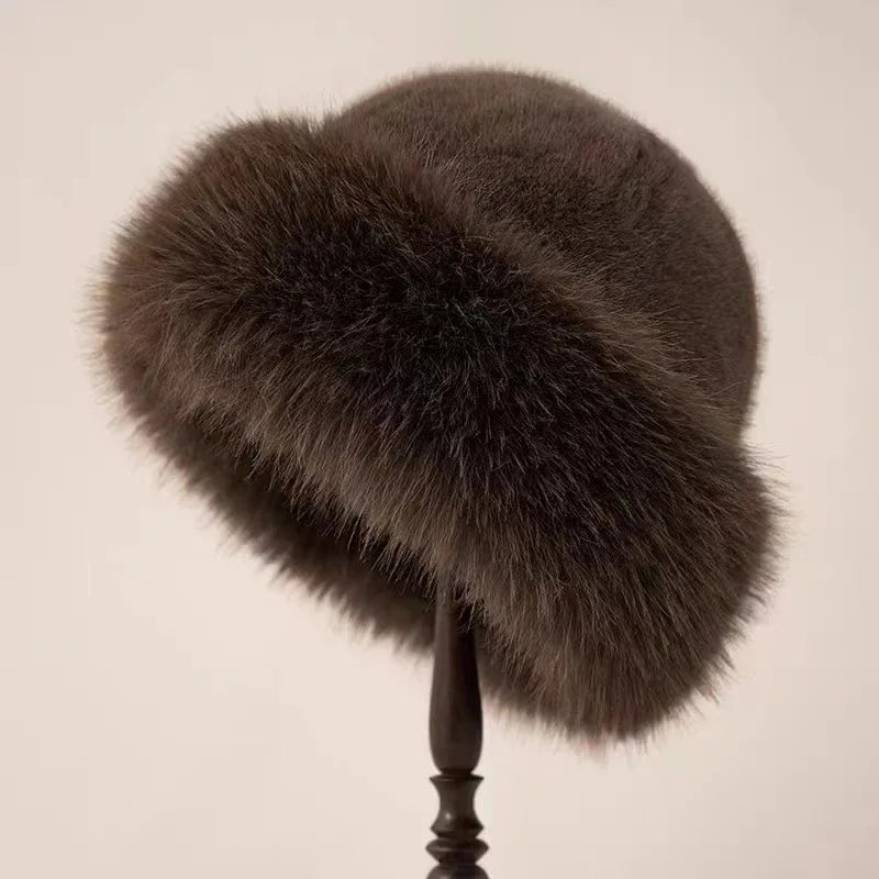 Aurélina™ – The Winter Beanie That Combines Warmth, Style, and Elegance