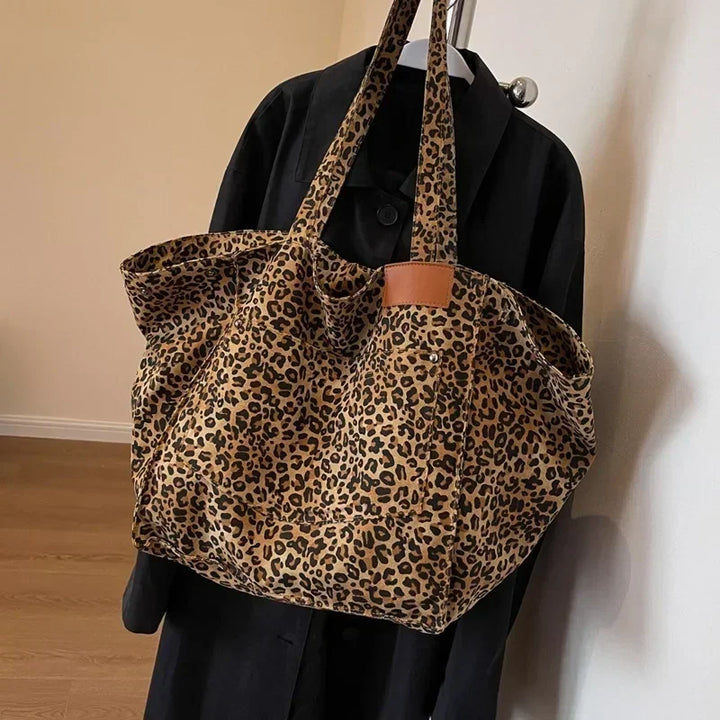 ODILE™ – Mala de Ombro Chique com Padrão Leopardo
