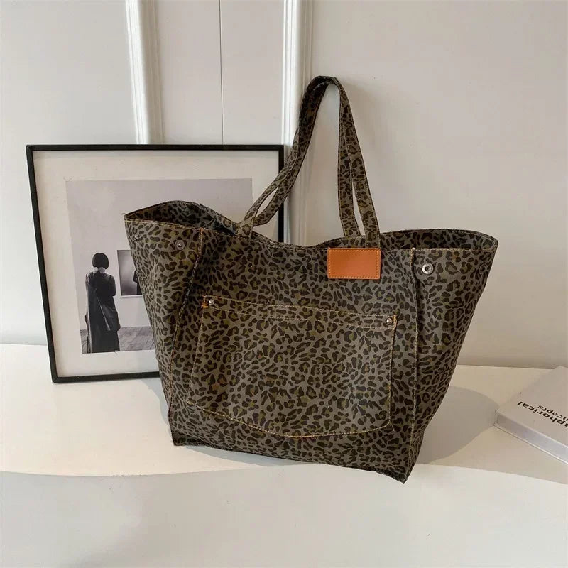 ODILE™ – Mala de Ombro Chique com Padrão Leopardo