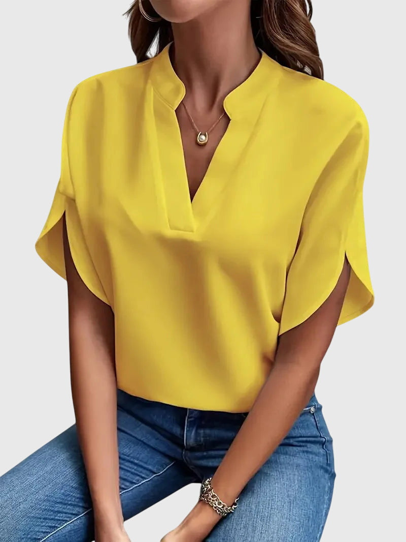 Becca™ | Camisa com decote em V