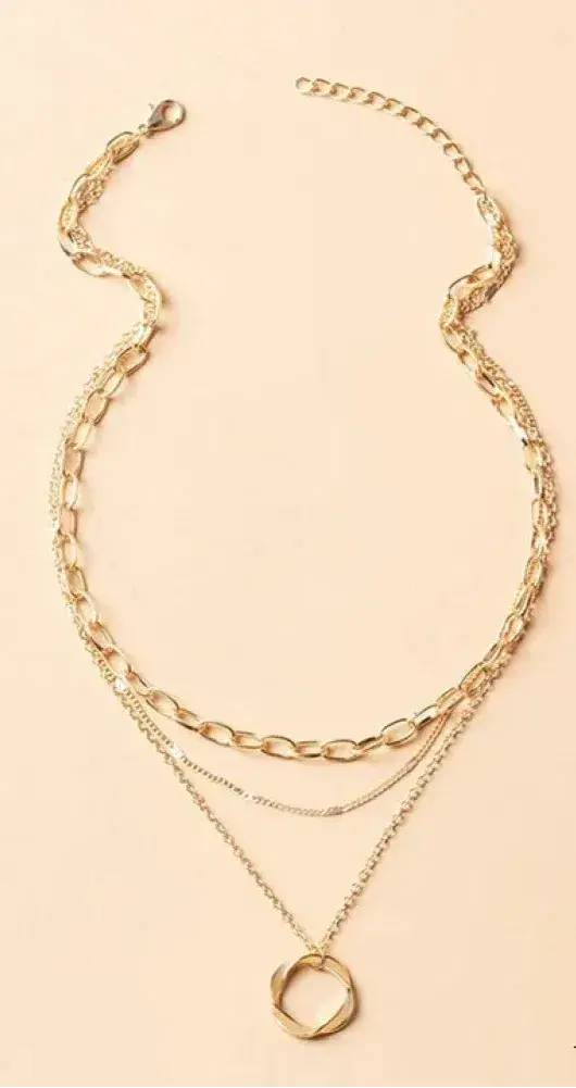 Layered Gold Pendant Necklace