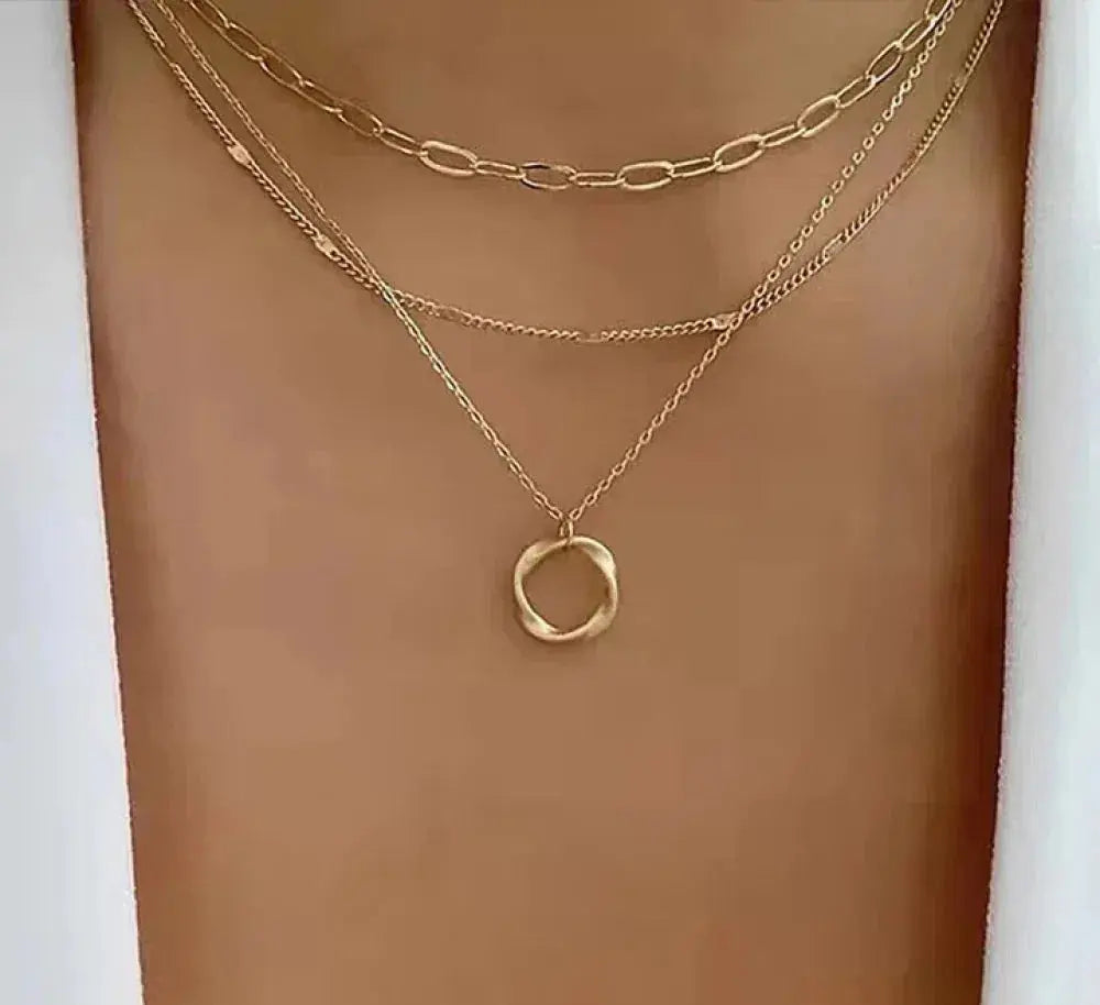 Layered Gold Pendant Necklace